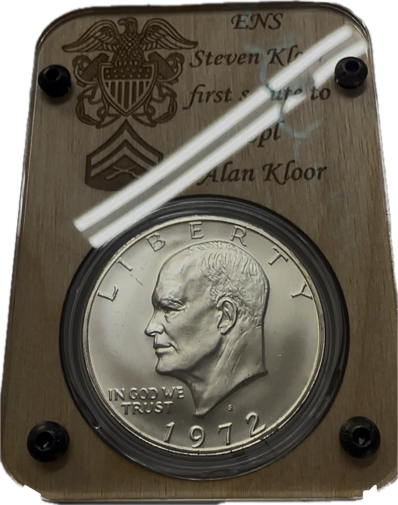 Eisenhower Silver dollar w/engraved case